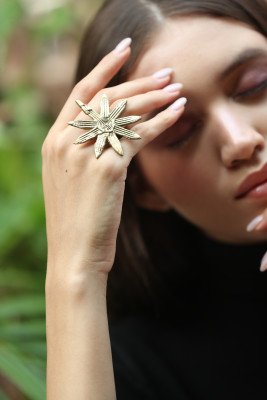 Single Flower Ring